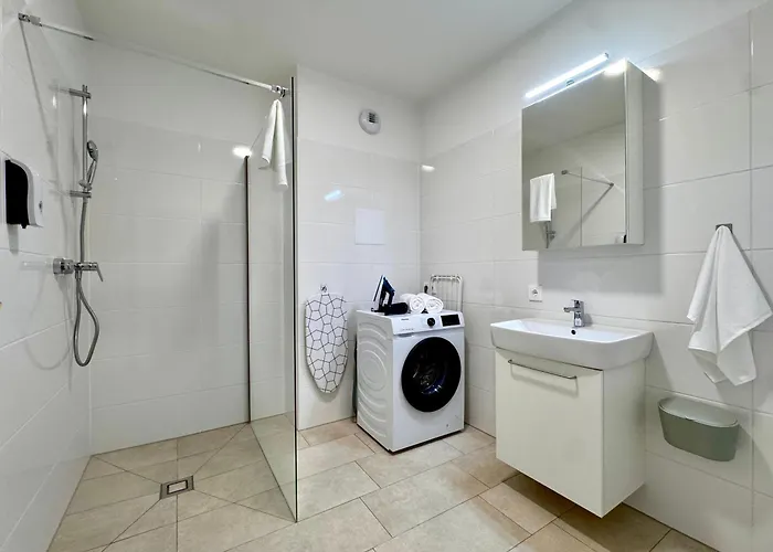 M2suites By Bestchoice - Messe - Parking - Self-check-in 3* גראץ