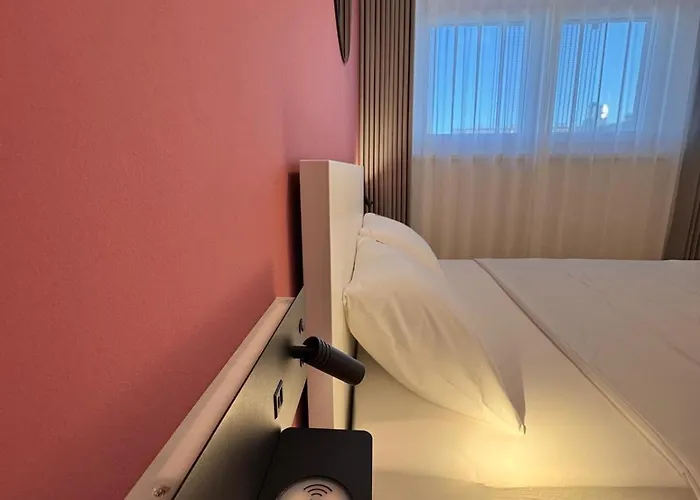 מלון דירות M2suites By Bestchoice - Messe - Parking - Self-check-in